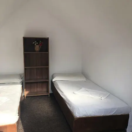 Popasul Pescarilor Konukevi *